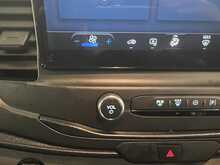 Ford Transit 2.0 350 EcoBlue HD Leader Luton Van 2dr Diesel Manual RWD L4 Euro 6 (s/s) (165 ps) 2.0 2dr Luton - U2743