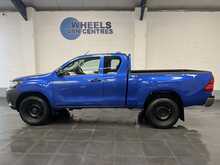 Toyota Hilux 2.4 D-4D Active Extra Pickup Extended Cab 4dr Diesel Manual 4WD Euro 6 (s/s) (150 ps) - U2747