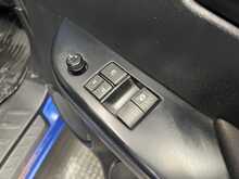 Toyota Hilux 2.4 D-4D Active Extra Pickup Extended Cab 4dr Diesel Manual 4WD Euro 6 (s/s) (150 ps) - U2747