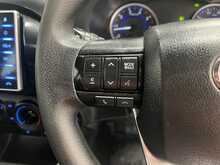 Toyota Hilux 2.4 D-4D Active Extra Pickup Extended Cab 4dr Diesel Manual 4WD Euro 6 (s/s) (150 ps) - U2747