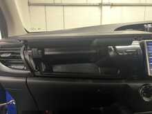 Toyota Hilux 2.4 D-4D Active Extra Pickup Extended Cab 4dr Diesel Manual 4WD Euro 6 (s/s) (150 ps) - U2747
