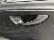 Mercedes-Benz Sprinter 2.0 315 CDI Progressive Panel Van 5dr Diesel Manual RWD L2 H2 Euro 6 (s/s) (150 ps) - U2762