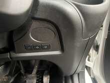 Iveco Daily 2.3D HPI 14V 35C 3750 Tipper Double Cab 4dr Diesel Manual L3 Euro 6 (s/s) (DRW) (136 ps) - U2765