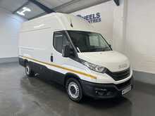 Iveco Daily 2.3D HPI 14V 35S 3520 Panel Van 5dr Diesel Manual MWB H3 Euro 6 (s/s) (136 ps) 2.3 5dr Panel Van - U2766