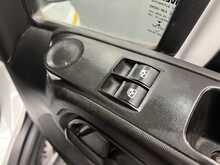 Iveco Daily 2.3D HPI 14V 35S 3000 Dropside 2dr Diesel Manual SWB Euro 6 (136 ps) - U2768