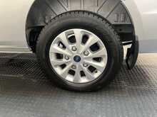 Ford Transit Custom 2.0 320 EcoBlue Limited Crew Van Double Cab 5dr Diesel Manual L2 H1 Euro 6 (s/s) (130 ps) - U2770