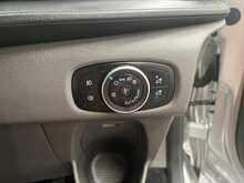 Ford Transit Custom 2.0 320 EcoBlue Limited Crew Van Double Cab 5dr Diesel Manual L2 H1 Euro 6 (s/s) (130 ps) - U2772