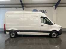 Mercedes-Benz Sprinter 2.0 315 CDI Premium Panel Van 5dr Diesel Manual FWD L2 H2 Euro 6 (s/s) (150 ps) - U2814
