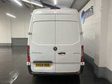 Mercedes-Benz Sprinter 2.0 315 CDI Premium Panel Van 5dr Diesel Manual FWD L2 H2 Euro 6 (s/s) (150 ps) - U2814