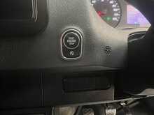 Mercedes-Benz Sprinter 2.0 315 CDI Premium Panel Van 5dr Diesel Manual FWD L2 H2 Euro 6 (s/s) (150 ps) - U2814