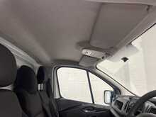 Renault Trafic 2.0 dCi ENERGY 28 Business+ Panel Van 5dr Diesel Manual SWB Standard Roof Euro 6 (s/s) (120 ps) - U2819