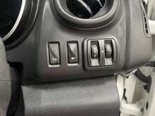 Renault Trafic 2.0 dCi ENERGY 28 Business+ Panel Van 5dr Diesel Manual SWB Standard Roof Euro 6 (s/s) (120 ps) - U2819