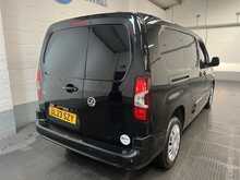 Vauxhall Combo 1.5 Turbo D 2300 Pro Panel Van 6dr Diesel Manual L2 H1 Euro 6 (s/s) (100 ps) - U2825