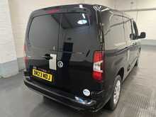Vauxhall Combo 1.5 Turbo D 2300 Pro Panel Van 6dr Diesel Manual L2 H1 Euro 6 (s/s) (100 ps) - U2827