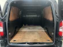 Vauxhall Combo 1.5 Turbo D 2300 Pro Panel Van 6dr Diesel Manual L2 H1 Euro 6 (s/s) (100 ps) - U2827