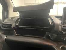 Peugeot Partner 1.5 BlueHDi 1000 Professional Standard Panel Van 5dr Diesel Manual SWB Euro 6 (100 bhp) - U2830