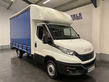 Iveco Daily 2.3D HPI 14V 35S 3000 Curtain side 2dr Diesel Manual SWB Euro 6 (136 ps) - U2839