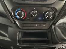 Iveco Daily 2.3D HPI 14V 35S 3000 Curtain side 2dr Diesel Manual SWB Euro 6 (136 ps) - U2839