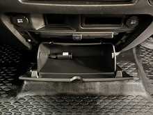 Iveco Daily 2.3D HPI 14V 35S 3000 Curtain side 2dr Diesel Manual SWB Euro 6 (136 ps) - U2839
