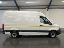Mercedes-Benz Sprinter 2.0 315 CDI Progressive Panel Van 5dr Diesel Manual RWD L2 H2 Euro 6 (s/s) (150 ps) - U2840