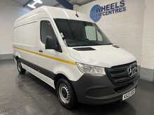 Mercedes-Benz Sprinter 2.0 315 CDI Progressive Panel Van 5dr Diesel Manual RWD L2 H2 Euro 6 (s/s) (150 ps) - U2840