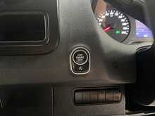 Mercedes-Benz Sprinter 2.0 315 CDI Progressive Panel Van 5dr Diesel Manual RWD L2 H2 Euro 6 (s/s) (150 ps) - U2840