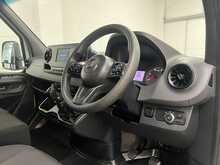 Mercedes-Benz Sprinter 2.1 314 CDI Double cab 2dr Diesel Manual RWD L3 Euro 6 (s/s) (143 ps) - U2841