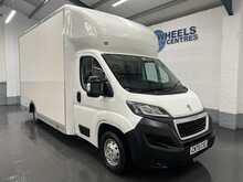 Peugeot Boxer 2.2 BlueHDi 335 Built for Business Low Loader Luton 4dr Diesel Manual L3 Euro 6 (s/s) (165 2.2 4dr - U2844