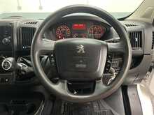 Peugeot Boxer 2.2 BlueHDi 335 Built for Business Low Loader Luton 4dr Diesel Manual L3 Euro 6 (s/s) (165 2.2 4dr - U2844