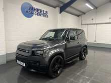 Land Rover Defender 90 5.0 P525 V8 SUV 3dr Petrol Auto 4WD Euro 6 (s/s) (525 ps) - U2845