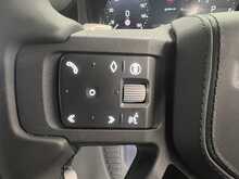 Land Rover Defender 90 5.0 P525 V8 SUV 3dr Petrol Auto 4WD Euro 6 (s/s) (525 ps) - U2845