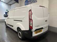 Ford Transit Custom 2.0 300 EcoBlue Leader Panel Van 5dr Diesel Manual L2 H1 Euro 6 (s/s) (130 ps) - U2848