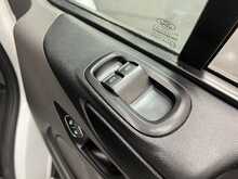 Ford Transit Custom 2.0 300 EcoBlue Leader Panel Van 5dr Diesel Manual L2 H1 Euro 6 (s/s) (130 ps) - U2848
