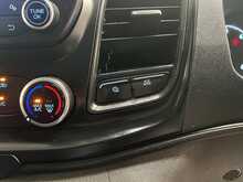 Ford Transit Custom 2.0 300 EcoBlue Leader Panel Van 5dr Diesel Manual L2 H1 Euro 6 (s/s) (130 ps) - U2848