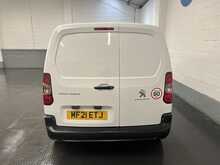 Peugeot Partner 1.5 BlueHDi 1000 Professional Standard Panel Van 5dr Diesel Manual SWB Euro 6 (100 bhp) - U2852