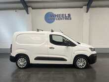 Peugeot Partner 1.5 BlueHDi 1000 Professional Standard Panel Van 5dr Diesel Manual SWB Euro 6 (100 bhp) - U2852