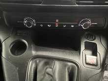 Peugeot Partner 1.5 BlueHDi 1000 Professional Standard Panel Van 5dr Diesel Manual SWB Euro 6 (100 bhp) - U2852