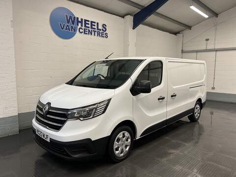 Renault Trafic 2.0 dCi Blue SL28 Business Panel Van 5dr Diesel Manual L1 H1 Euro 6 (s/s) (130 ps)