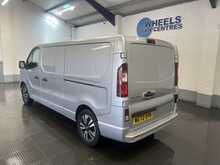 Renault Trafic 2.0 dCi Blue LL30 Sport+ Panel Van 5dr Diesel Manual L2 H1 Euro 6 (s/s) (150 ps) - U2868