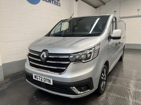 Renault Trafic 2.0 dCi Blue SL28 Sport Panel Van 5dr Diesel Manual L1 H1 Euro 6 (s/s) (150 ps)