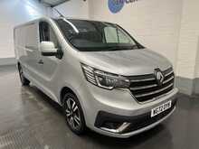 Renault Trafic 2.0 dCi Blue LL30 Sport+ Panel Van 5dr Diesel Manual L2 H1 Euro 6 (s/s) (150 ps) - U2868