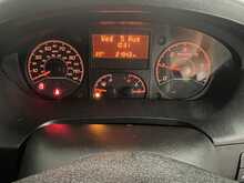 Peugeot Boxer 2.2 BlueHDi 335 Built for Business Luton 3dr Diesel Manual L4 Euro 6 (s/s) (140 ps) - U2870