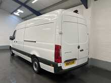 Mercedes-Benz Sprinter 2.0 315 CDI Progressive Panel Van 5dr Diesel Manual RWD L3 H2 Euro 6 (s/s) (150 ps) - U2876