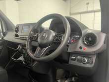 Mercedes-Benz Sprinter 315 CDI Progressive 2.0 2dr Dropside Manual Diesel - U2882