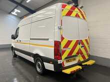 Mercedes-Benz Sprinter 2.0 315 CDI Progressive Panel Van 5dr Diesel Manual RWD L2 H2 Euro 6 (s/s) (150 ps) - U2883