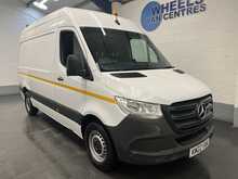 Mercedes-Benz Sprinter 2.0 315 CDI Progressive Panel Van 5dr Diesel Manual RWD L2 H2 Euro 6 (s/s) (150 ps) - U2883