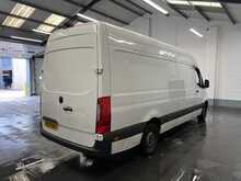 Mercedes-Benz Sprinter 2.1 314 CDI Progressive Fridge Van 5dr Diesel Manual RWD L3 H2 Euro 6 (s/s) (143 ps) - U2884