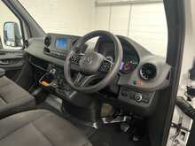 Mercedes-Benz Sprinter 315 CDI Progressive 2.0 2dr Dropside Manual Diesel - U2893