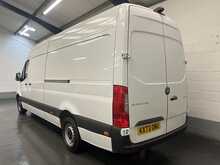 Mercedes-Benz Sprinter 2.0 315 CDI Progressive Panel Van 5dr Diesel Manual RWD L3 H2 Euro 6 (s/s) (150 ps) - U2894