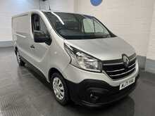 Renault Trafic 2.0 dCi ENERGY 28 Business+ Panel Van 5dr Diesel Manual SWB Standard Roof Euro 6 (s/s) (120 ps) - U2915